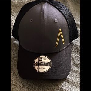 Men’s hat NWOT